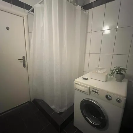 Apartment Istos 8 *